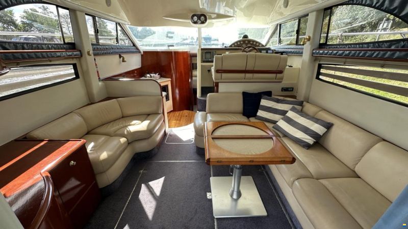 Fairline Phantom 40 Flybridge
