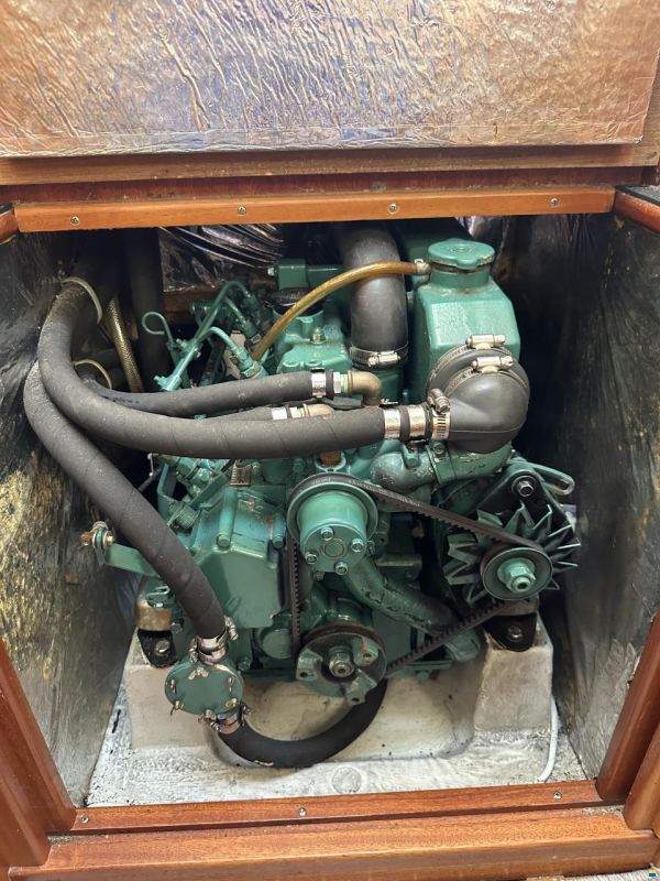 Hallberg-Rassy 34