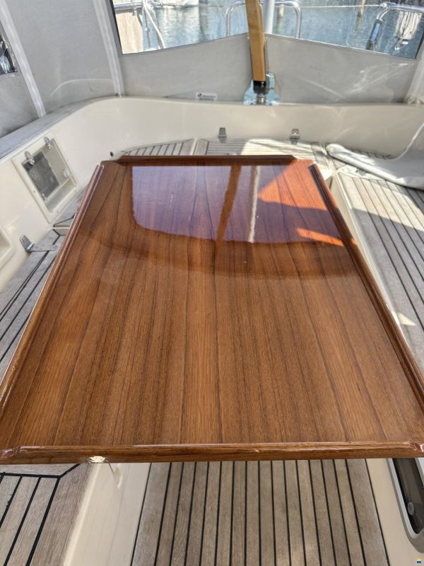 Hallberg-Rassy 34