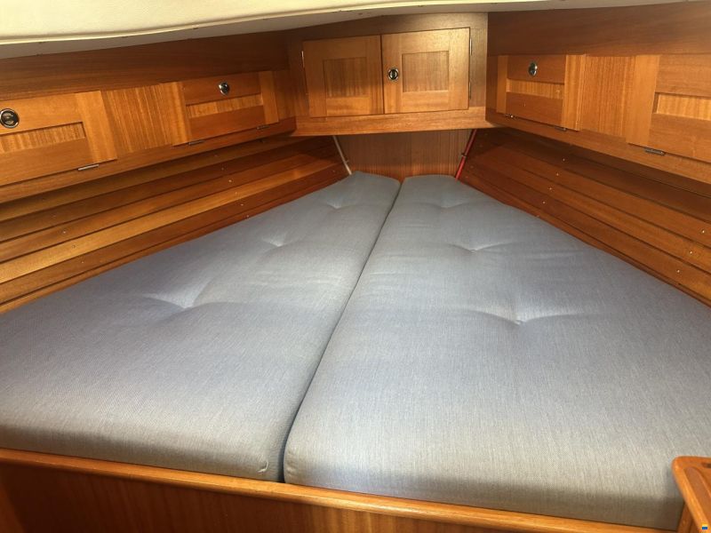 Hallberg-Rassy 34