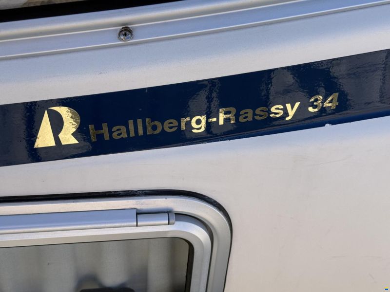 Hallberg-Rassy 34