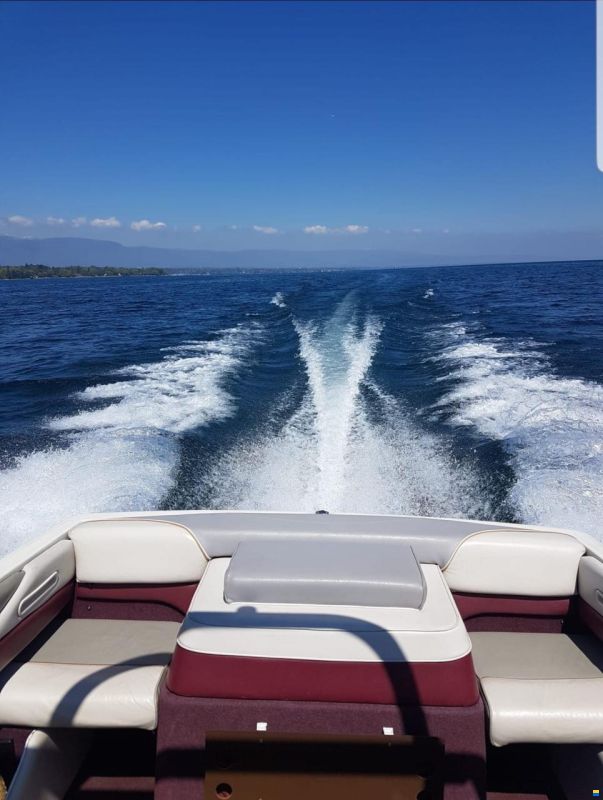 Maxum Runabout 2000