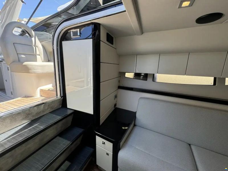 Sunseeker Superhawk 43