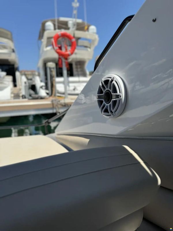 Sunseeker Superhawk 43
