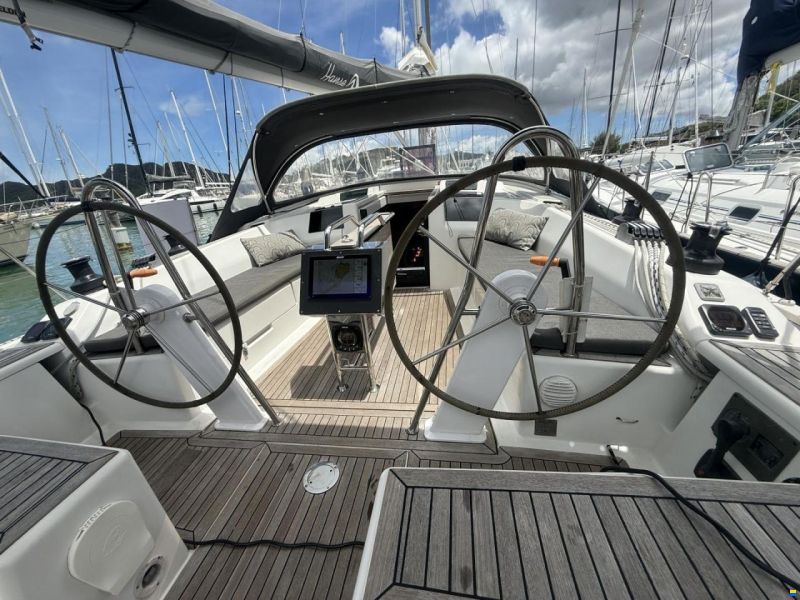 Hanse 415