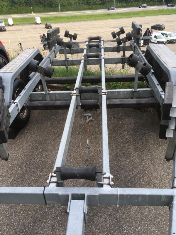Bootstrailer 2-Achser bis 1510 kg