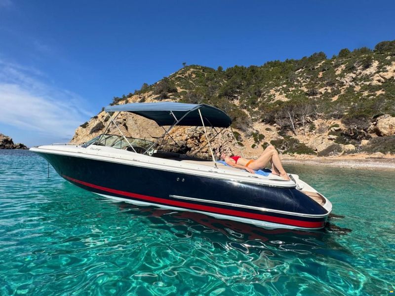 Chris Craft Corsair 28