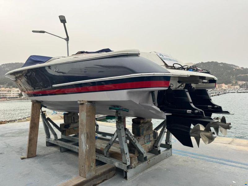 Chris Craft Corsair 28