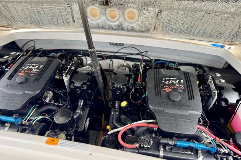 Chris Craft Corsair 28