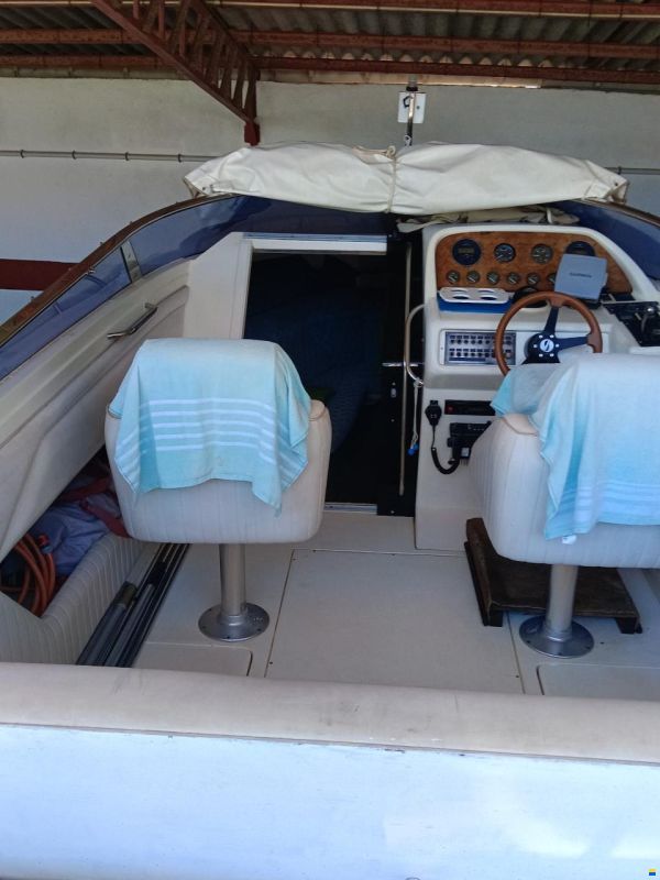 Sunseeker 27 Hawk