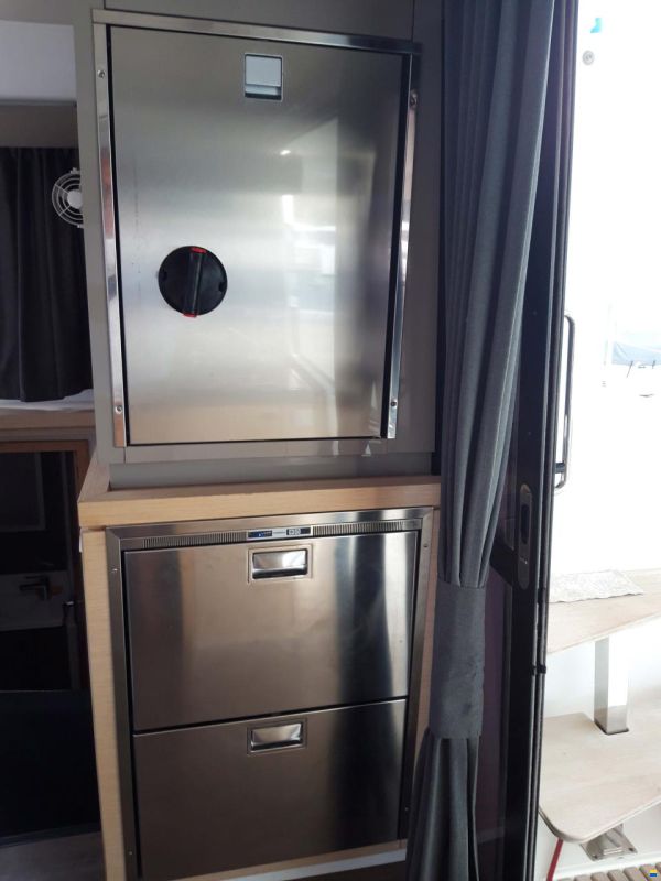 Fountaine Pajot Lucia 40