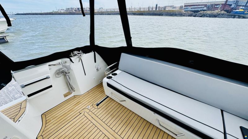 Jeanneau MERRY FISHER 895