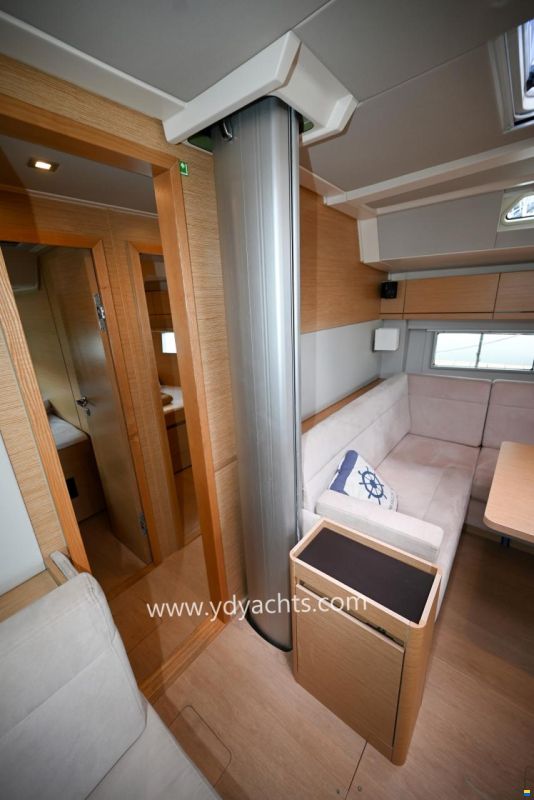 Hanse 548