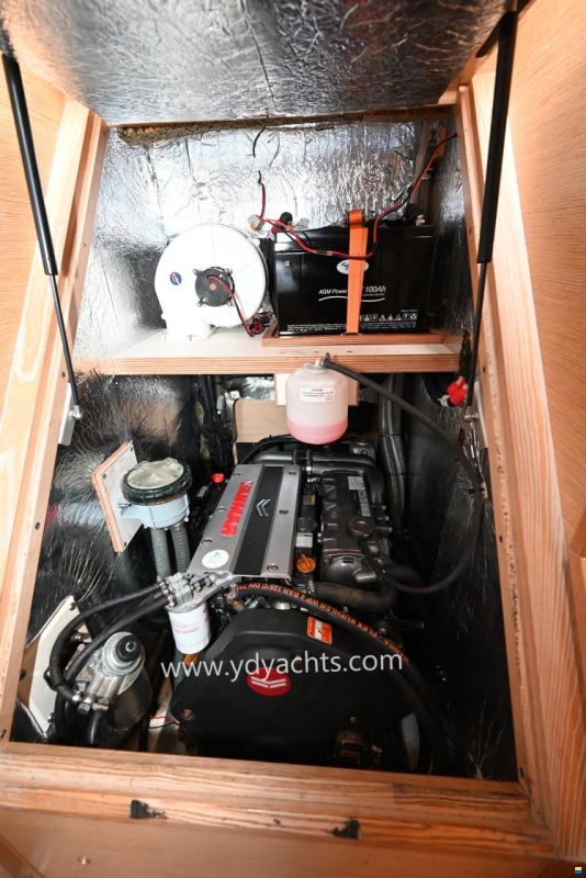 Hanse 548