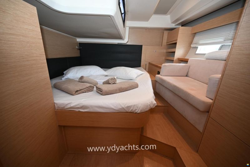Hanse 548