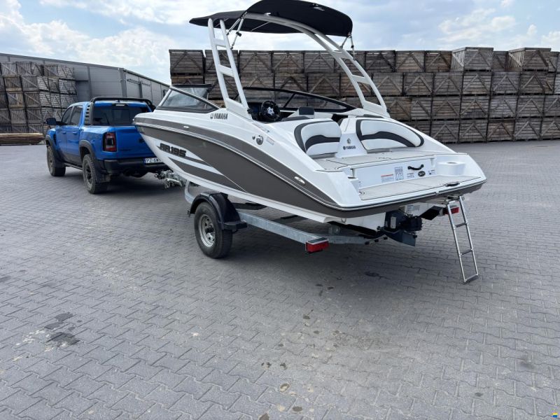 Yamaha WaveRunner AR195