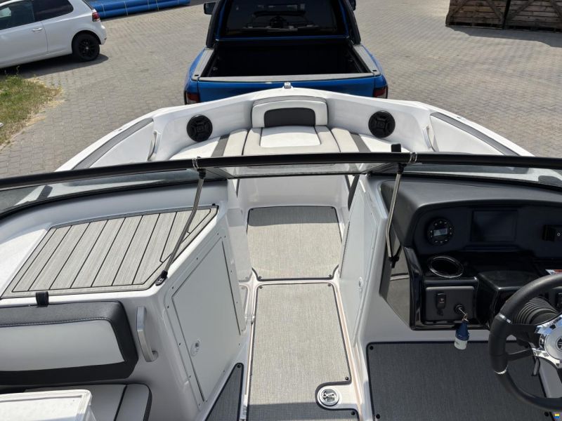 Yamaha WaveRunner AR195