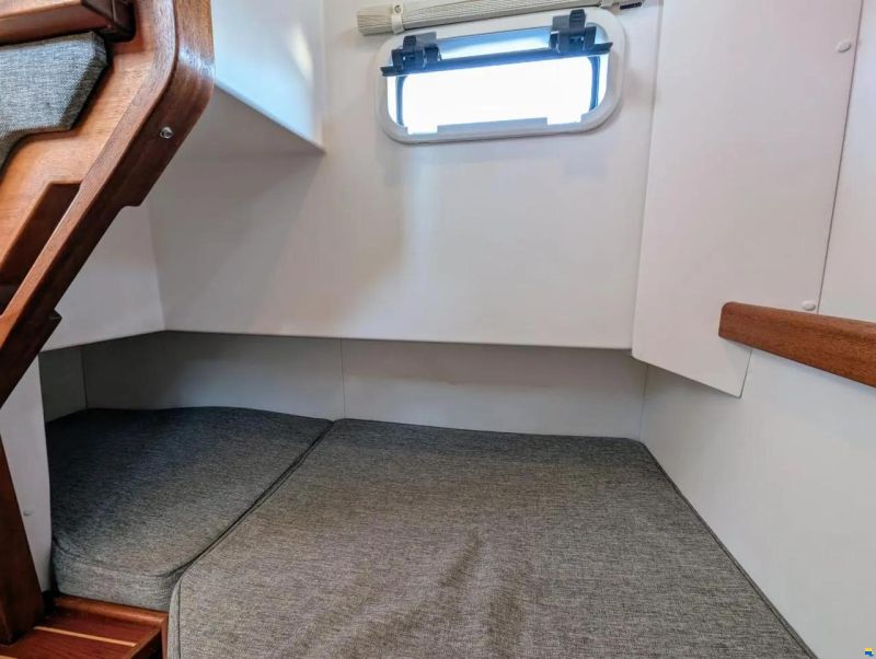 Paragon Yachts 31 Flybridge