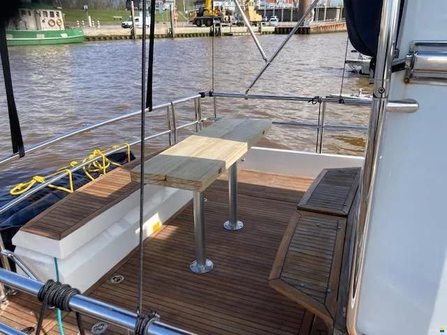Paragon Yachts 31 Flybridge