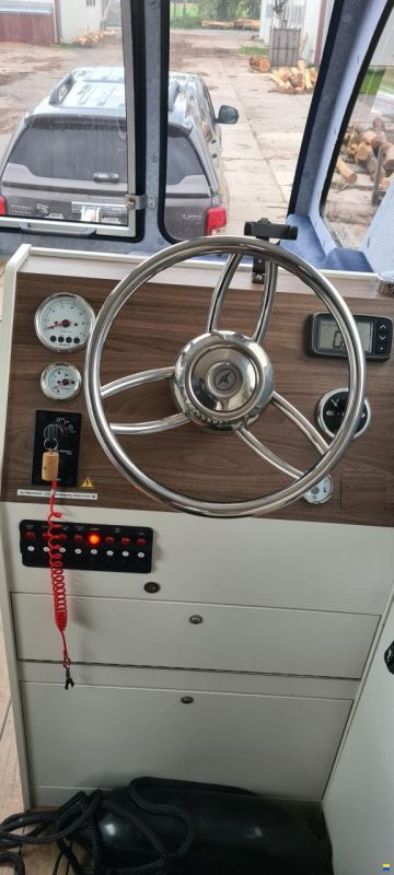 CaravanBoat