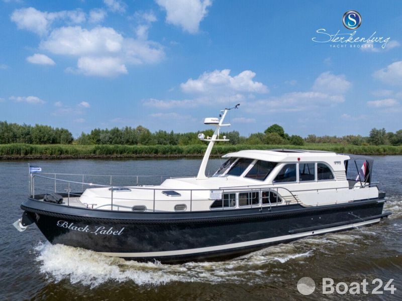 Linssen Grand Sturdy 470 Sedan Wheelhouse