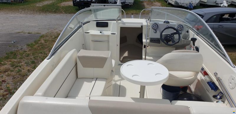 Bayliner 642 Cuddy