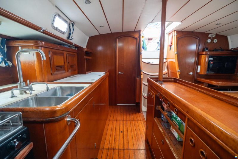 Beneteau 50