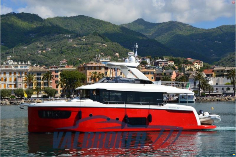 Absolute Navetta 52
