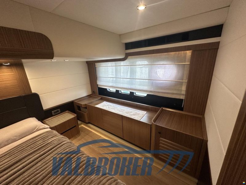 Absolute Navetta 52