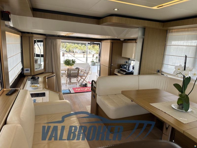 Absolute Navetta 52