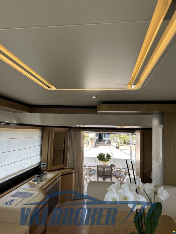 Absolute Navetta 52