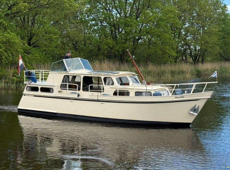 Hoekstra kruiser 1050