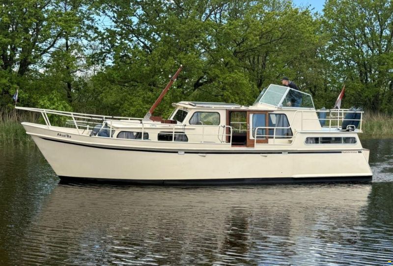 Hoekstra kruiser 1050