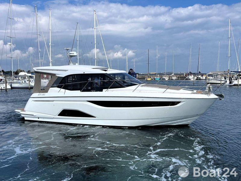 Bavaria R40 Coupe