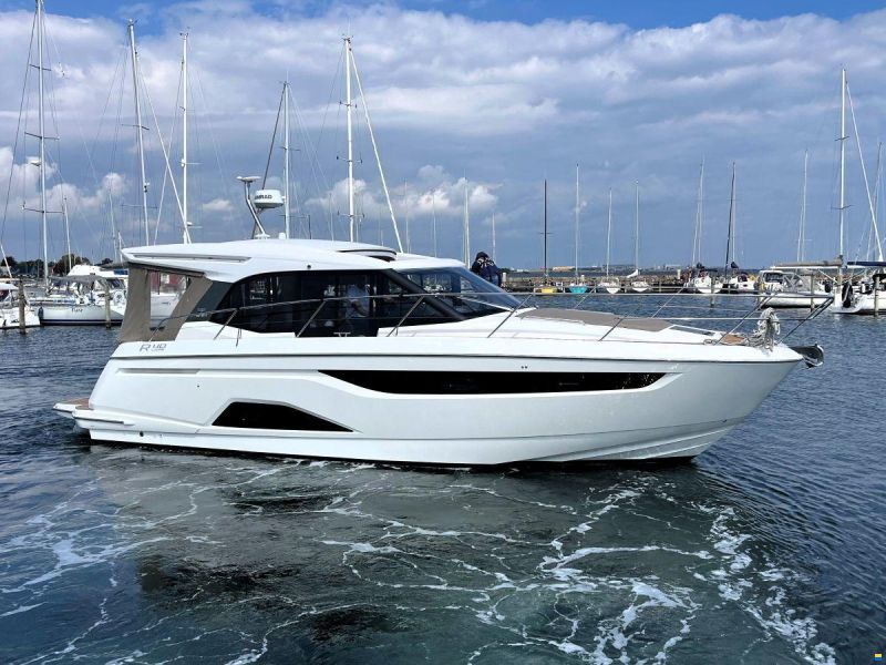 Bavaria R40 Coupe