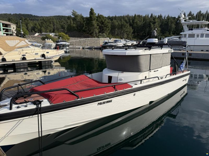 Axopar 28 Brabus Aft Cabin