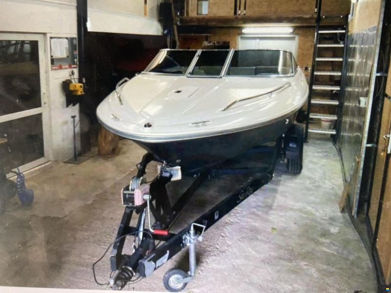 MerCruiser Sea Ray 170 CB