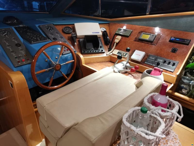 Raffaelli Ouragan 52