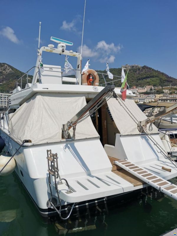 Raffaelli Ouragan 52
