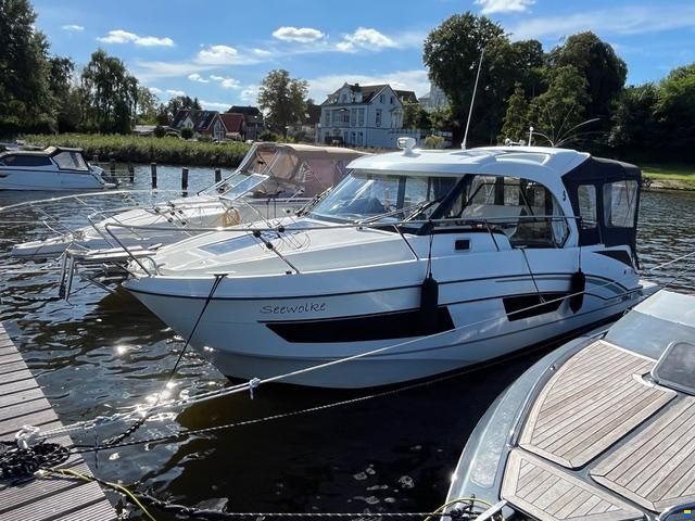 Beneteau Antares 9