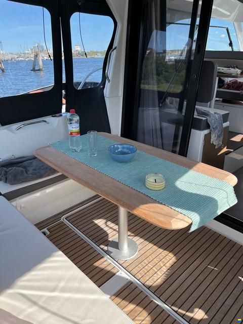 Beneteau Antares 9