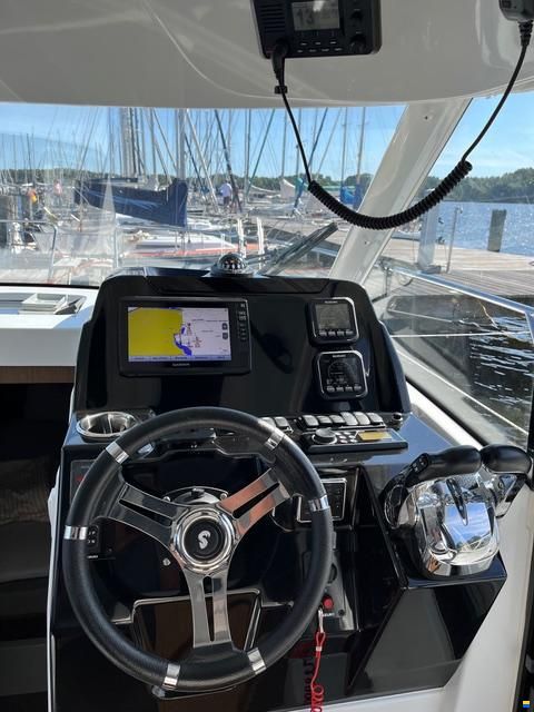 Beneteau Antares 9