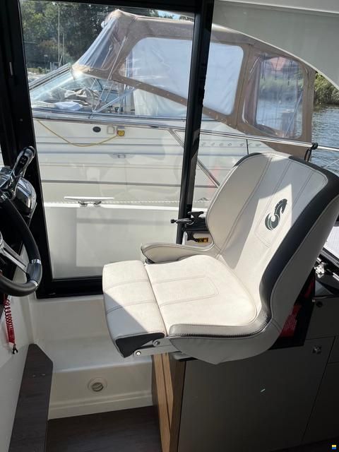 Beneteau Antares 9