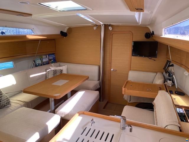 Dufour 412
