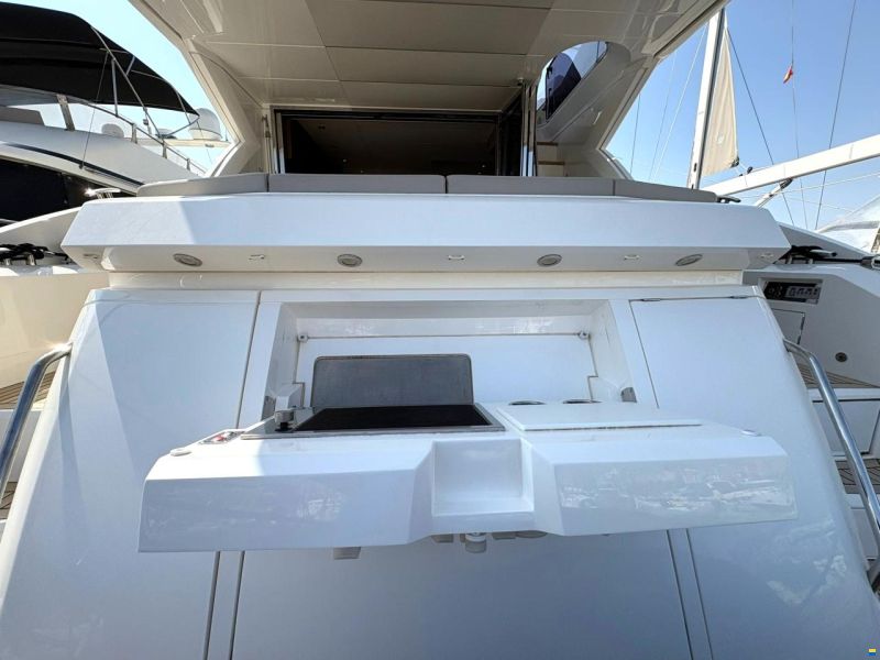 Sunseeker Manhattan 52
