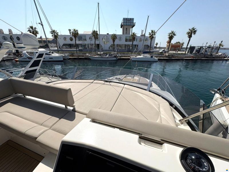 Sunseeker Manhattan 52