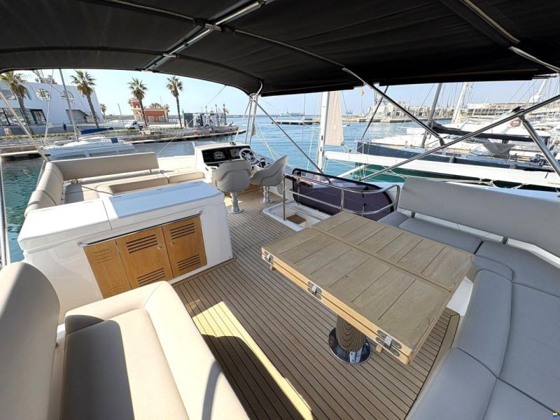 Sunseeker Manhattan 52