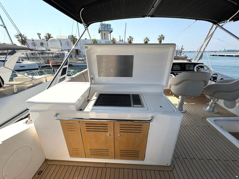 Sunseeker Manhattan 52
