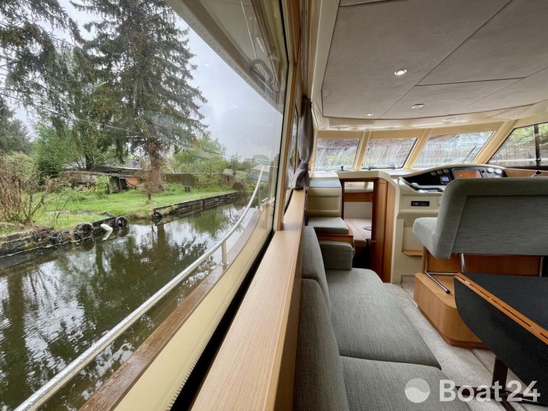 Greenline 33
