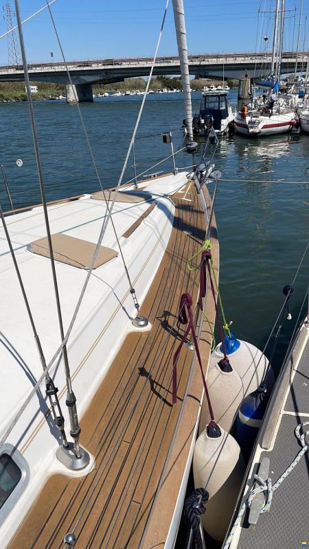 Beneteau Oceanis 411